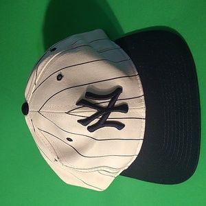 New York Yankees hat